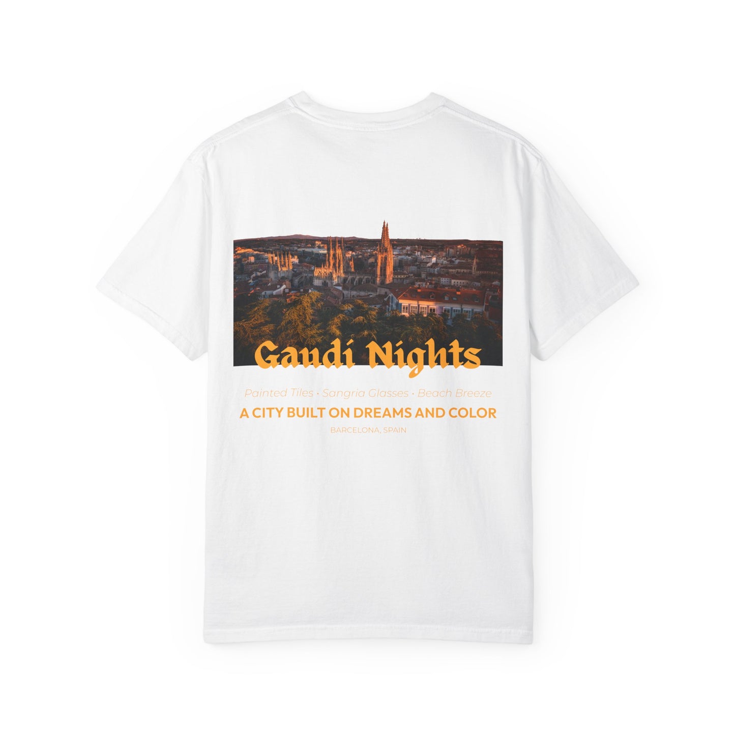Gaudí Nights Tee - Barcelona